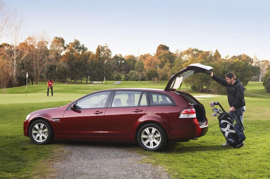  Holden Commodore VE Calais Sportwagon 2008 года  (фото 19 из 25)